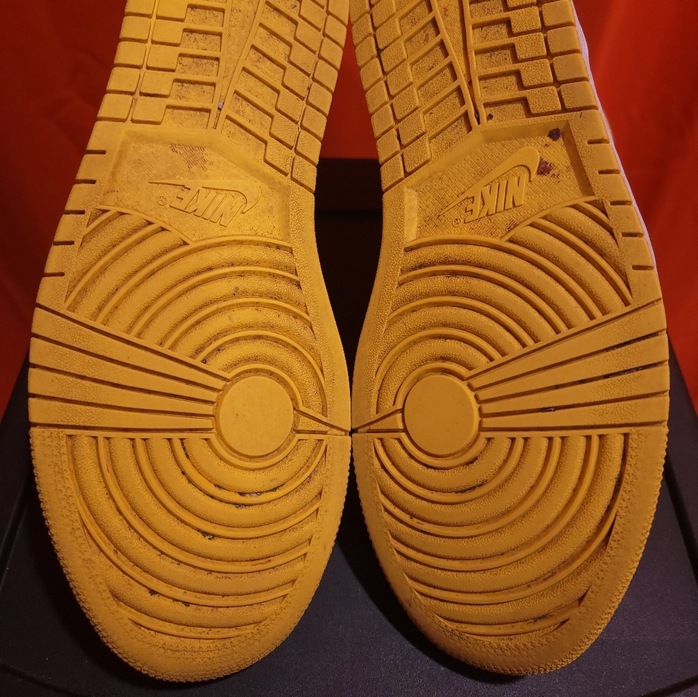 Jordan 1 mid se Yellow Toe  ✨️ - Picture 5 of 8